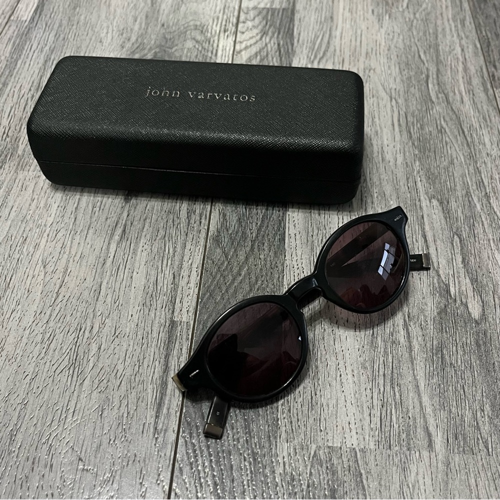 John Varvatos Men's Black Round Sunglasses - Black Lenses